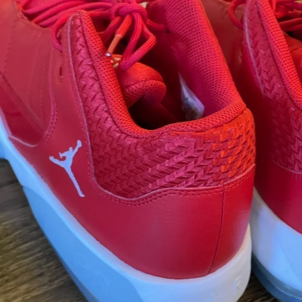 JORDAN MAX AURA 3